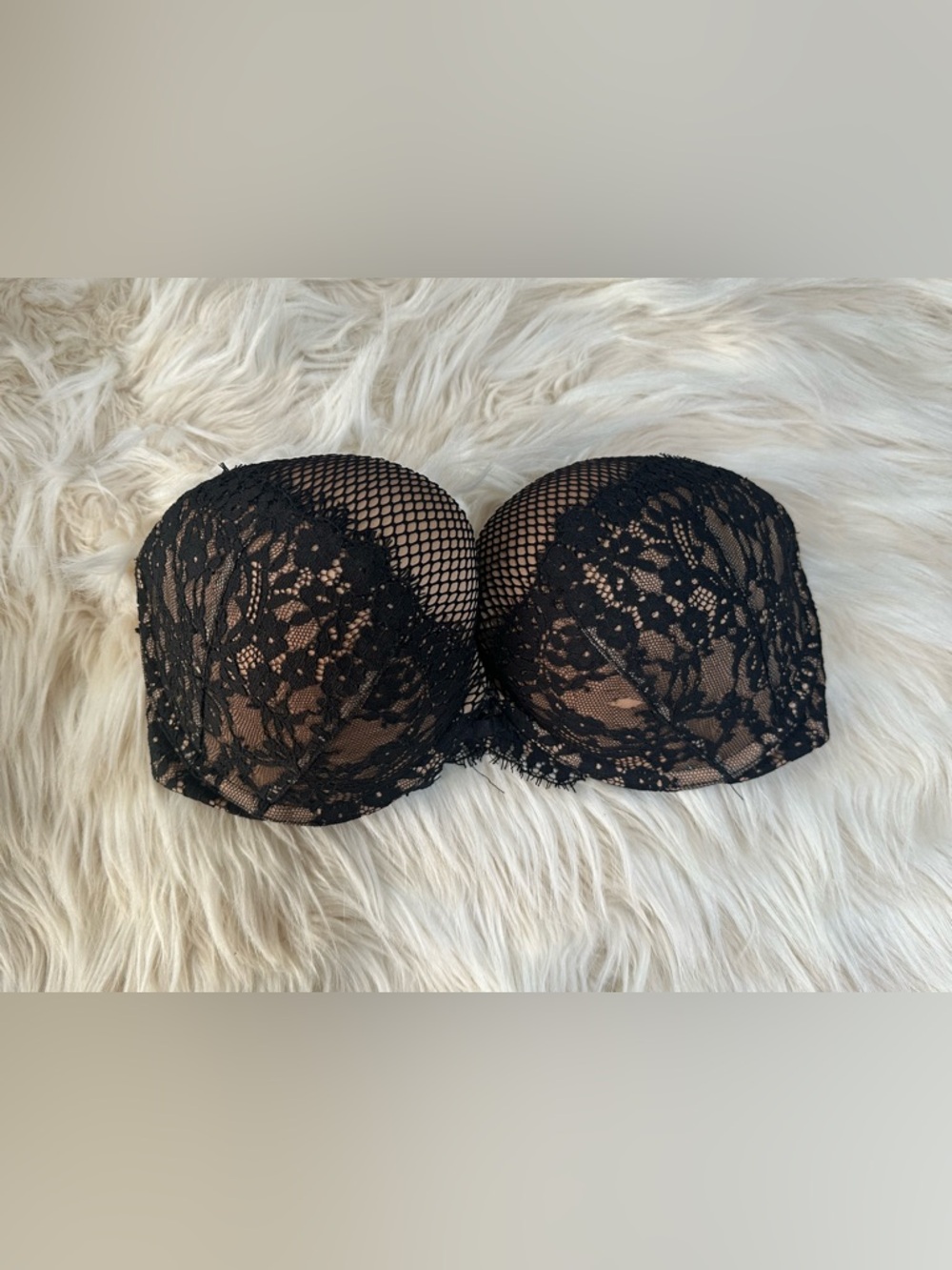 Black Lace Push-Up Bra - Women Intimates